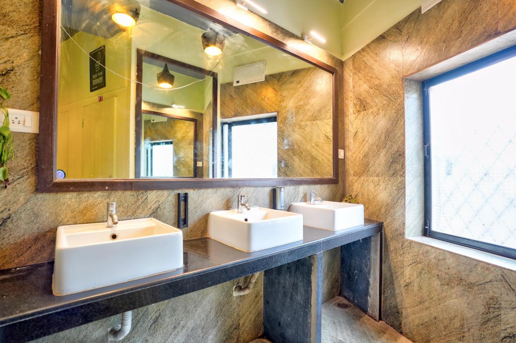 Hive Hostel Anjuna By Just Travels Dış mekan fotoğraf